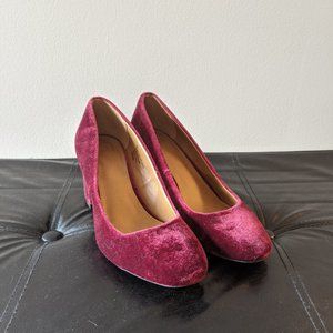 14th & Union Josette Burgundy Velvet Block Heels